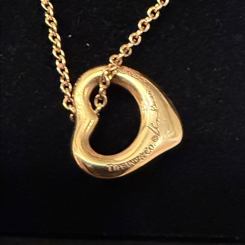 Tiffany & Co. 16 inches Gold Chain Necklace with mini heart pendant - Picture 2 of 5
